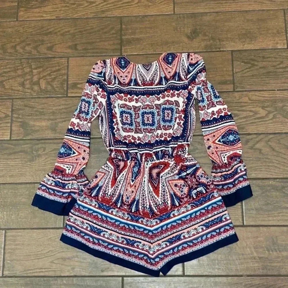 Gianni Bini Multicolor Patterned Jumpsuit - Picture 4 of 4